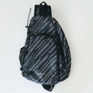 Eddie Bauer Ripstop Sling Pack